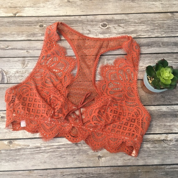 Victoria's Secret Other - Victoria’s Secret Dream Angels Scalloped Bralette